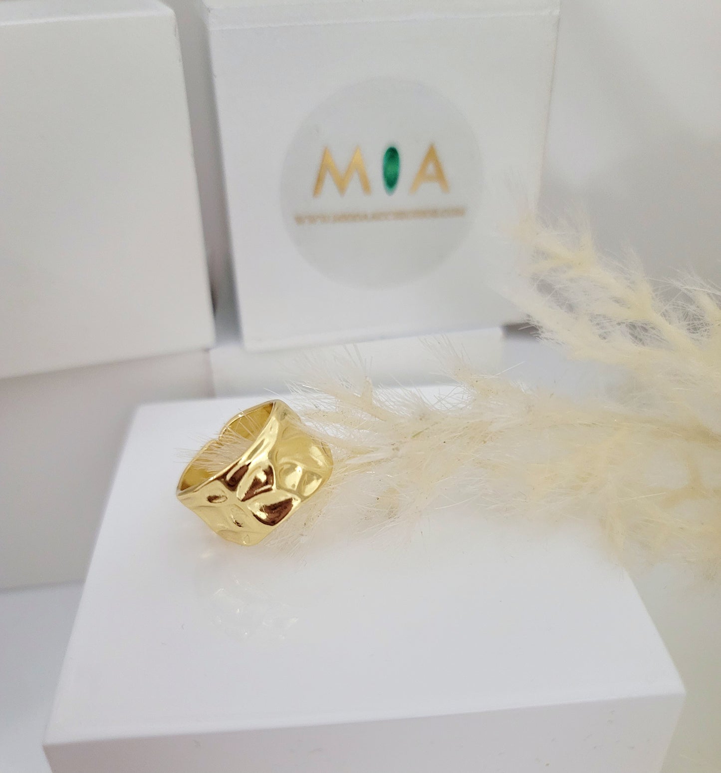 Abstract ope Ring
