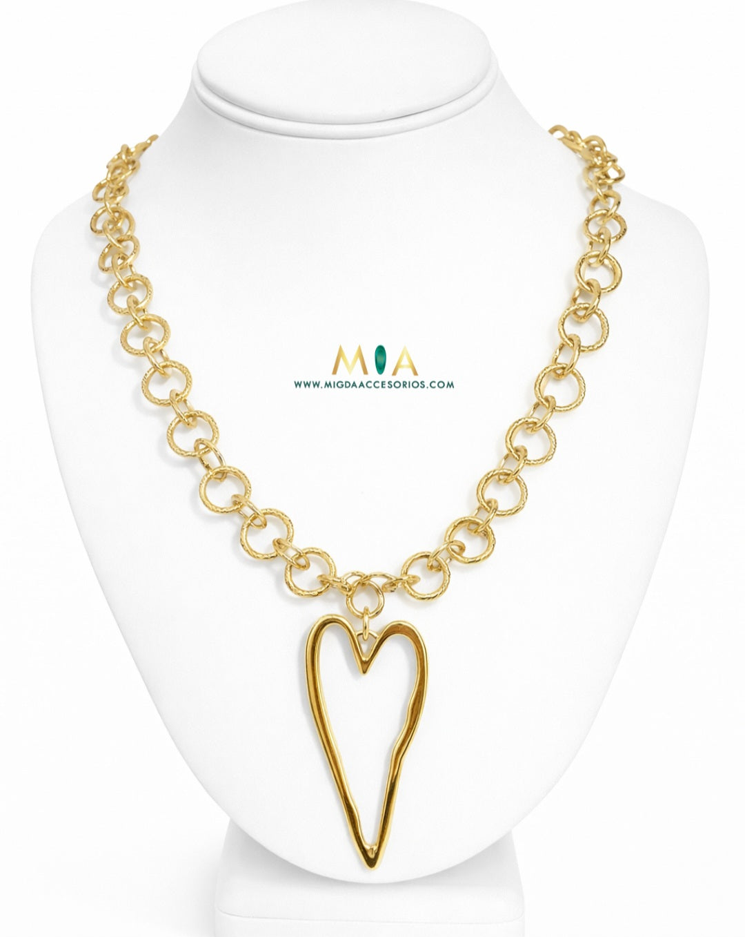 Amore Élancé Heart Necklace