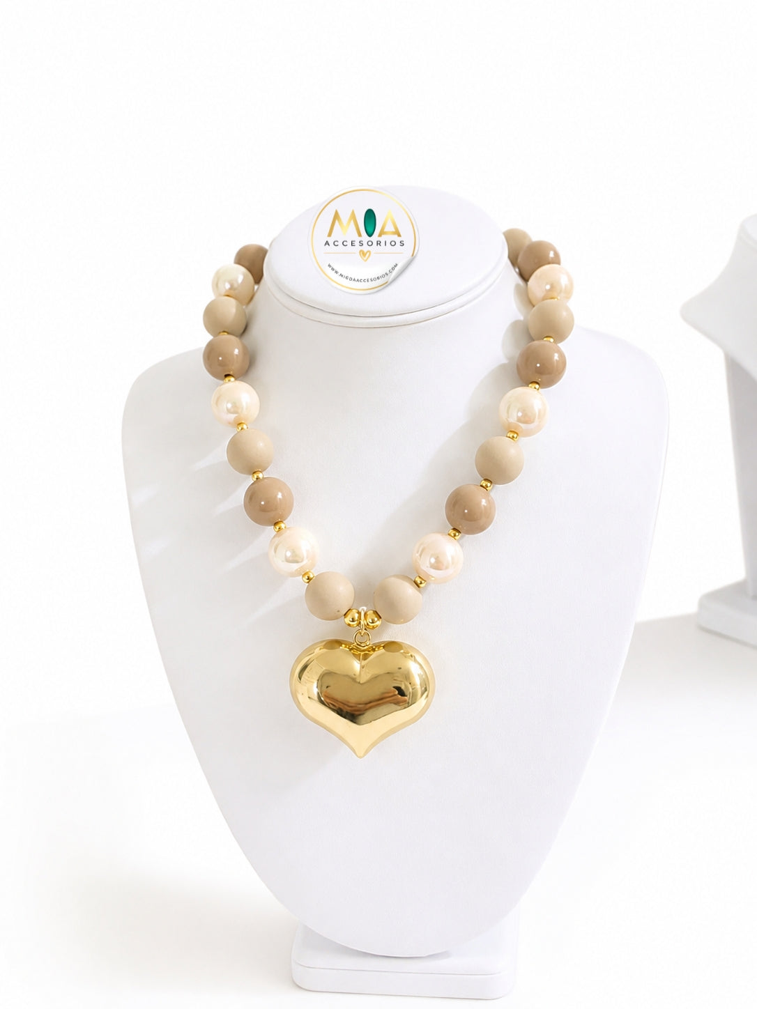 Nude Romance Necklace