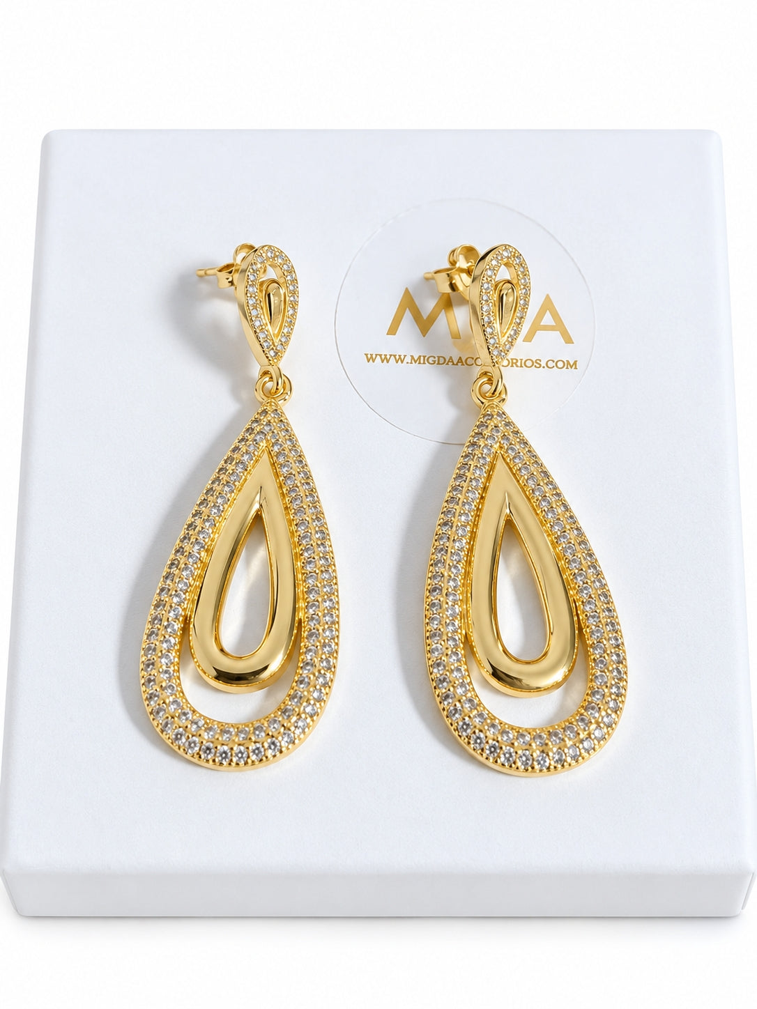 Elegant Sparkle Earrings