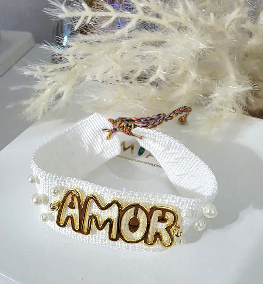 Amor Bracelet