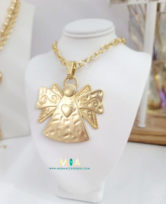 Angel love Necklace