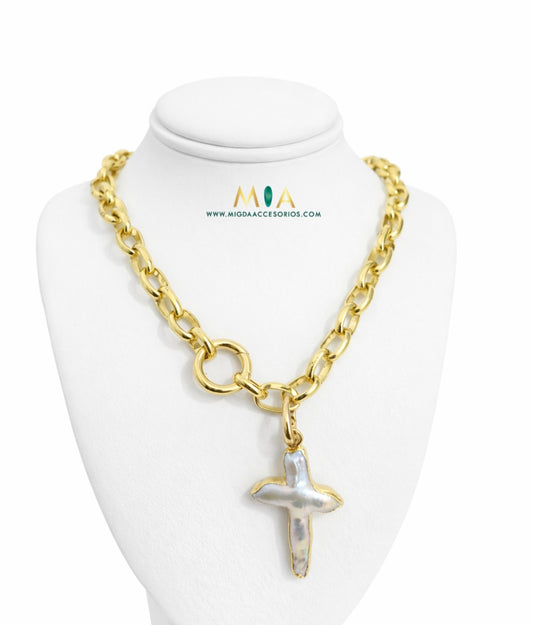 Shine Pearl Necklace