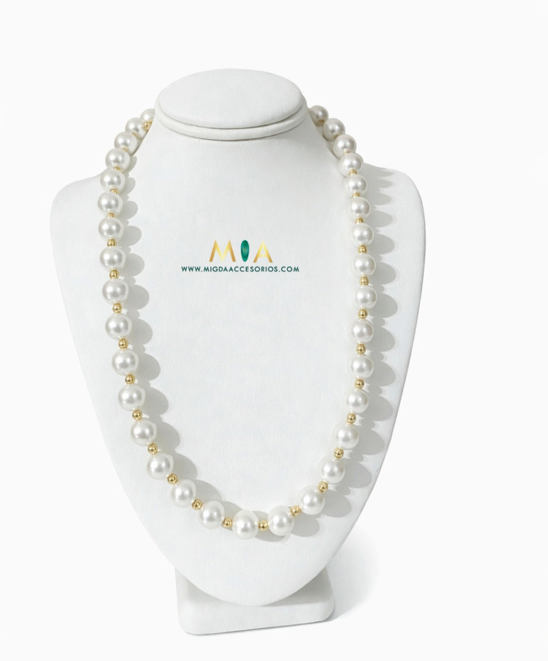 Aurora Pearl Necklace
