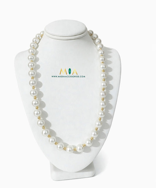 Aurora Pearl Necklace