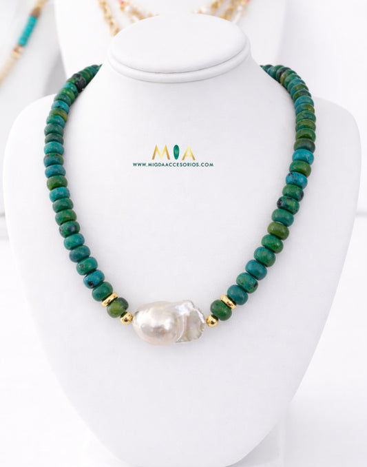 Emerald Pearl Necklace