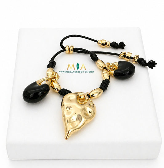 Golden Noir Heart Bracelet
