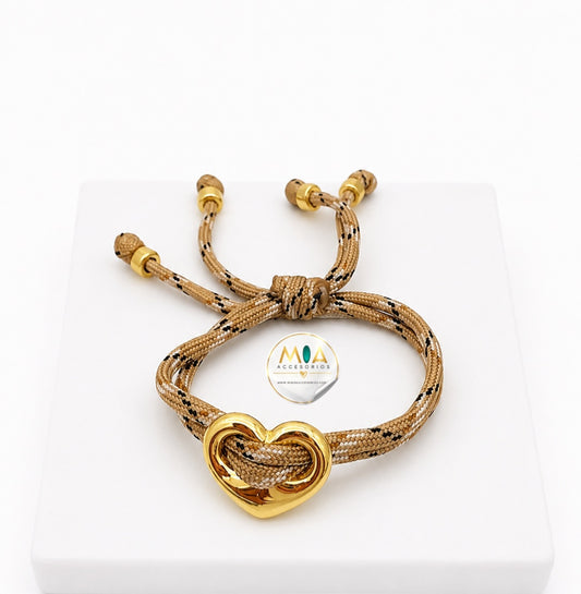 Golden Heart Knot Bracelet
