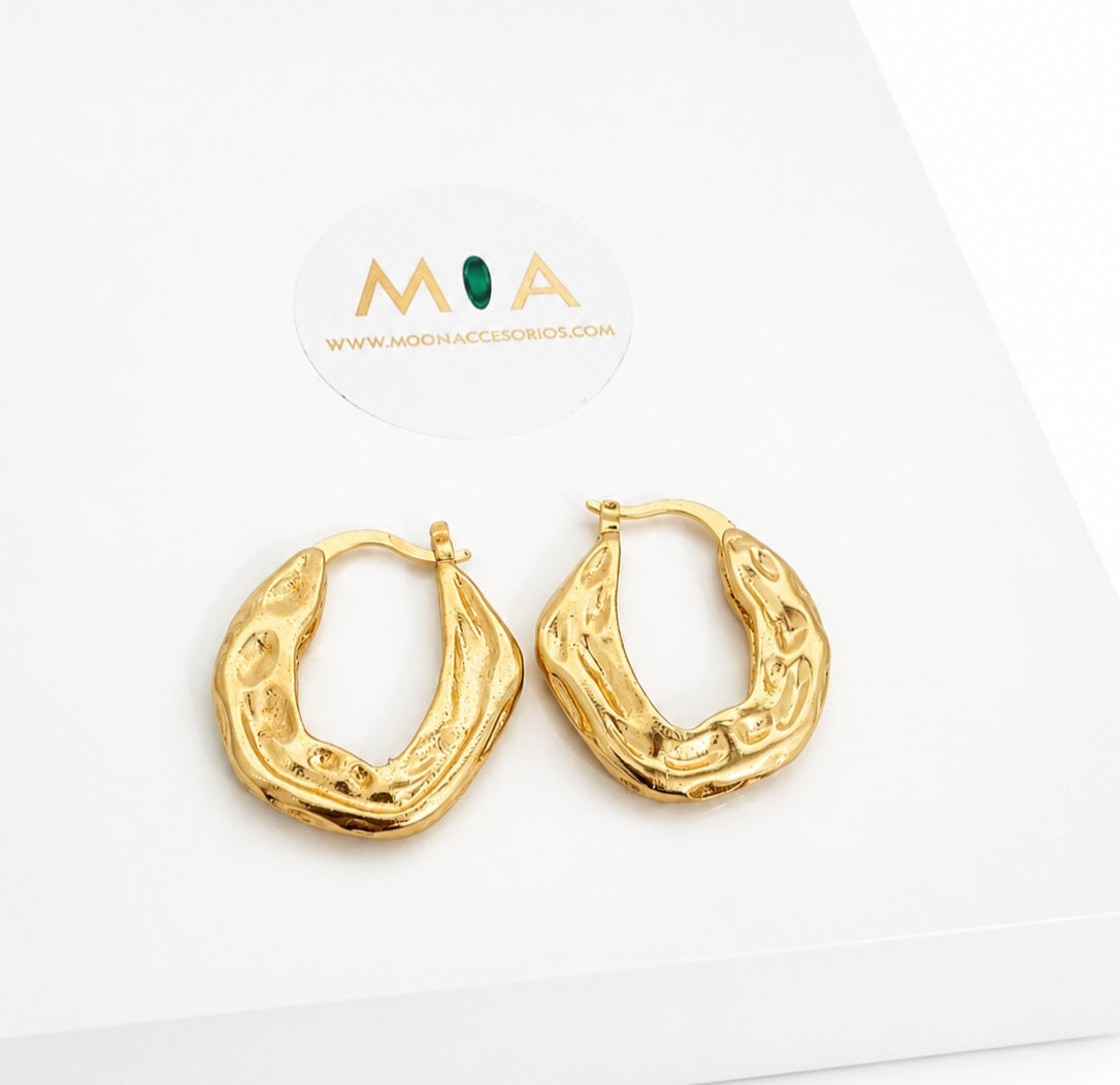 Soft Glow Earrings