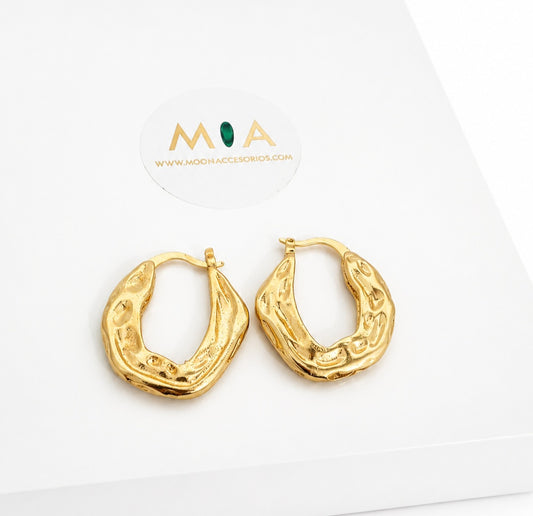 Soft Glow Earrings
